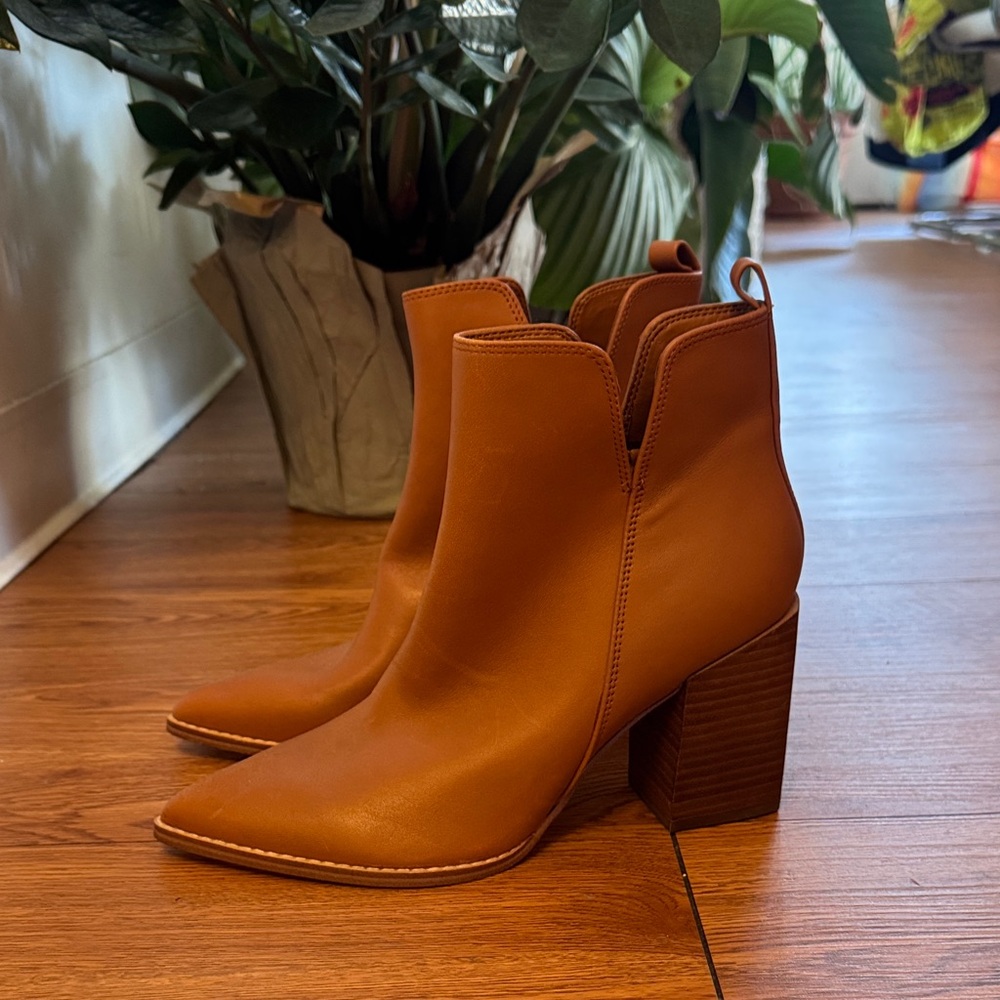 Nine West Brown Heeled Boots